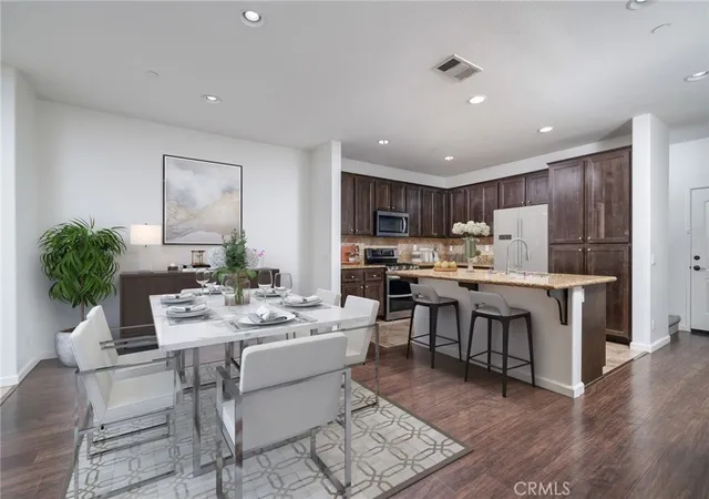 14975-s-highland-ave-94-fontana-ca-92336/hzid_16e0e0e4