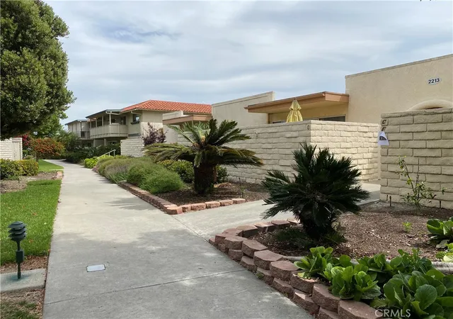 2213-via-mariposa-east-b-laguna-woods-ca-92637/hzid_2f157aca