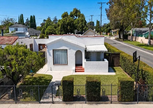 335-beverly-santa-ana-ca-92701/hzid_1276929f