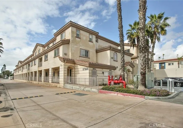 17168-newhope-222-fountain-valley-ca-92708/hzid_ef5123ed