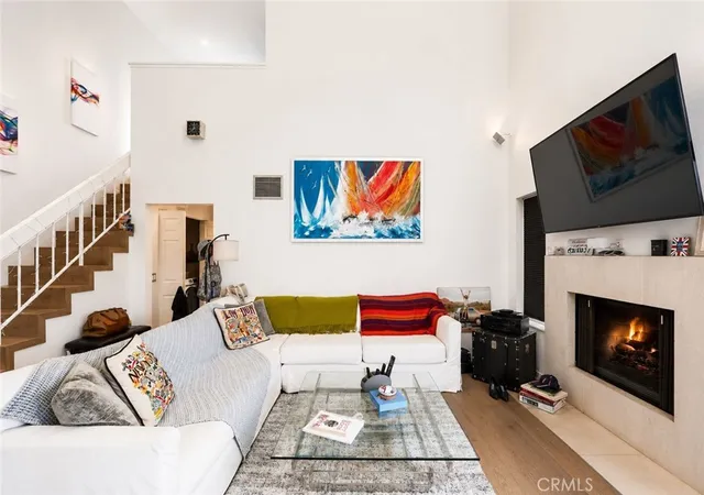 432-s-hamel-rd-302-los-angeles-ca-90048/hzid_6c4bbf0f
