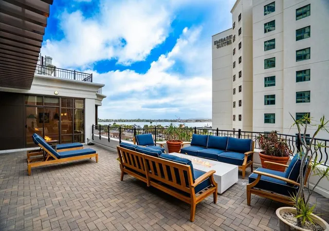 700-w-harbor-dr-705-san-diego-ca-92101/hzid_982da3d5