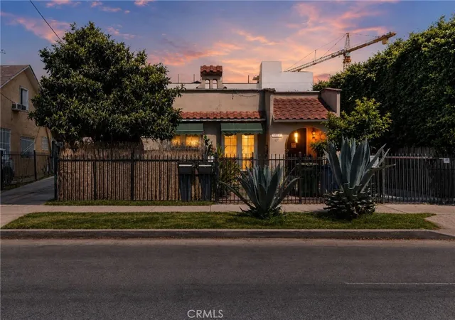 1154-n-wilton-los-angeles-ca-90038/hzid_9d895fd8
