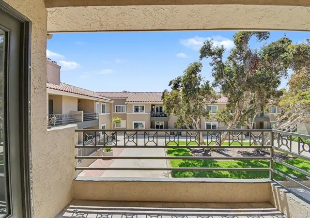 7405-charmant-dr-2022-san-diego-ca-92122/hzid_bb69fdd2