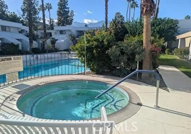 5301-e-waverly-dr-124-palm-springs-ca-92264/hzid_afc3d2eb