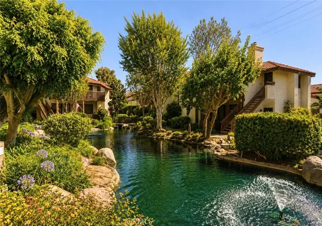 13110-crk-view-202-garden-grove-ca-92844/hzid_fdef4de0