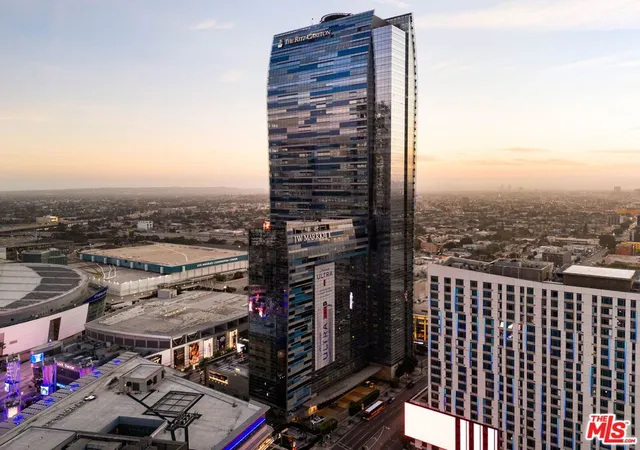 900-w-olympic-blvd-42e-los-angeles-ca-90015/hzid_ec51eb4a