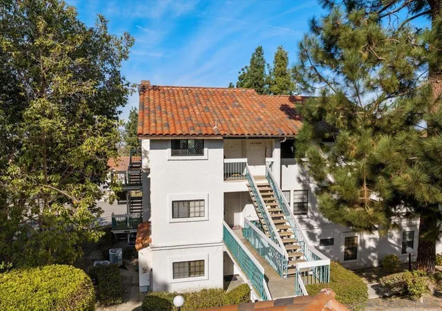 16266-avenida-venusto-e-san-diego-ca-92128/hzid_a271f78d