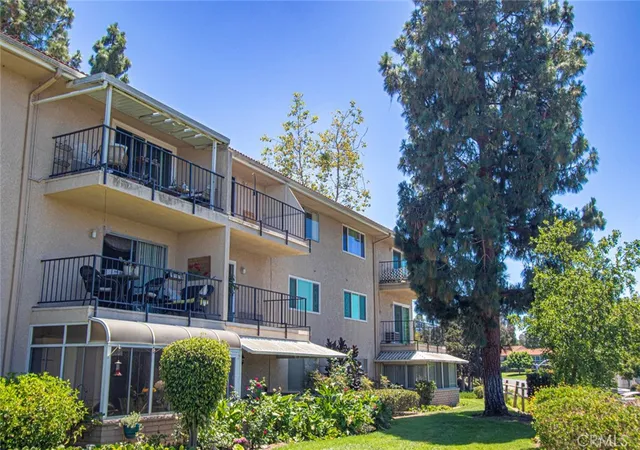 3367-punta-alta-3b-laguna-woods-ca-92637/hzid_d33f83f4