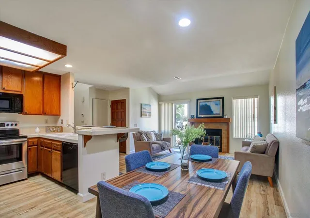4230-porte-de-palmas-43-san-diego-ca-92122/hzid_4325533f