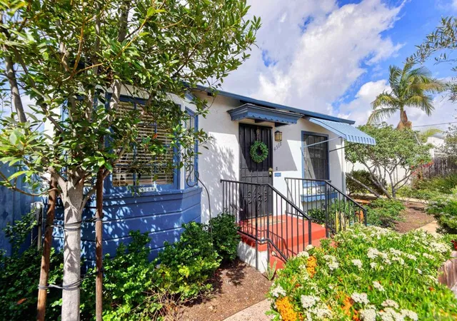 4568-70-winona-ave-san-diego-ca-92115/hzid_ae135fc8
