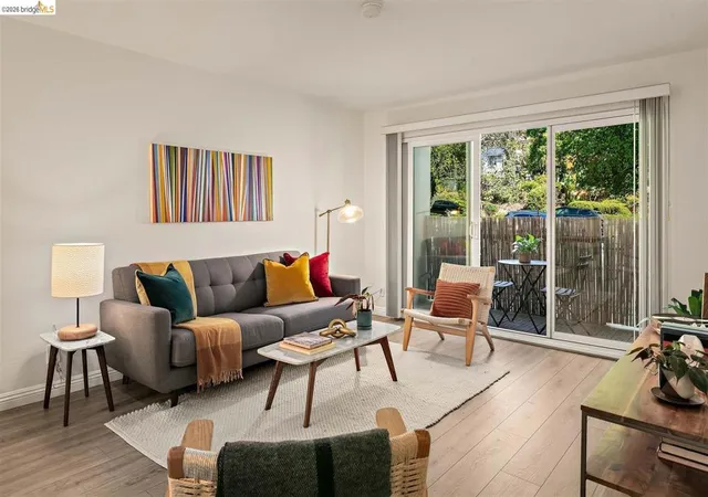 385-jayne-ave-105-oakland-ca-94610/hzid_d9db7b1a