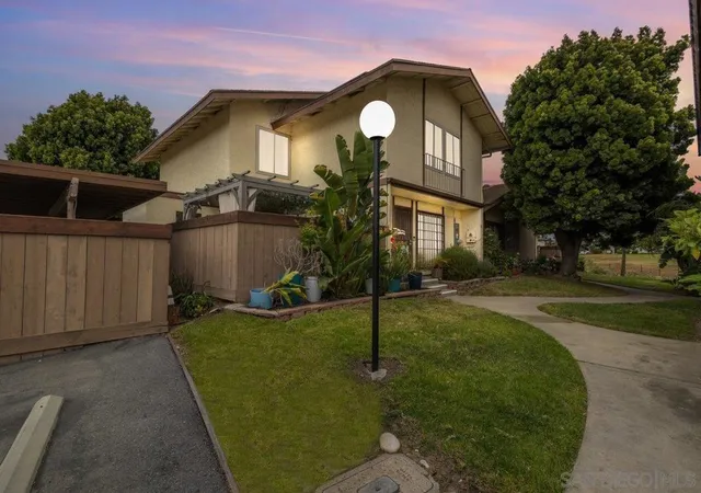 238-regency-ct-c-chula-vista-ca-91911/hzid_f743aa91