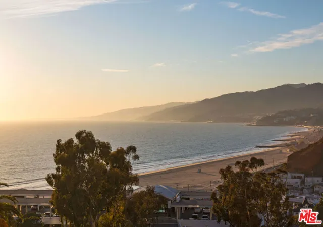 201-ocean-ave-503b-santa-monica-ca-90402/hzid_63b0be1f