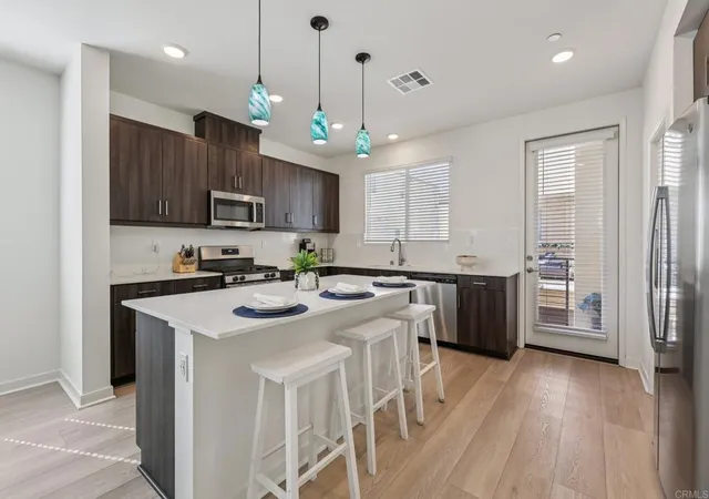 5471-seacliff-pl-80-san-diego-ca-92154/hzid_17a7f1dd