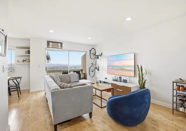 4226-la-pinata-wy-226-oceanside-ca-92057/hzid_49a550bb