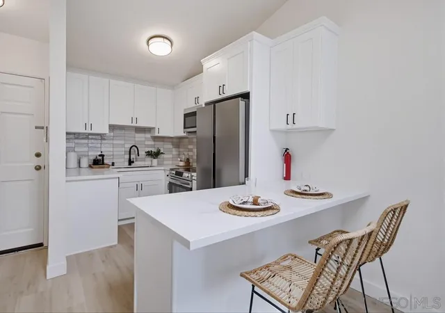 2909-keats-st-11-san-diego-ca-92106/hzid_910079b8