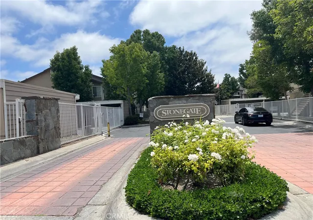 6951-knollcrest-56-garden-grove-ca-92845/hzid_e24da31c