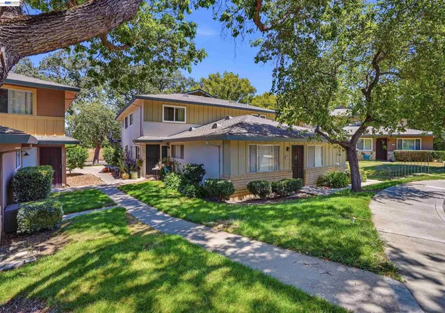 2125-arroyo-ct-2-pleasanton-ca-94588/hzid_5429717b