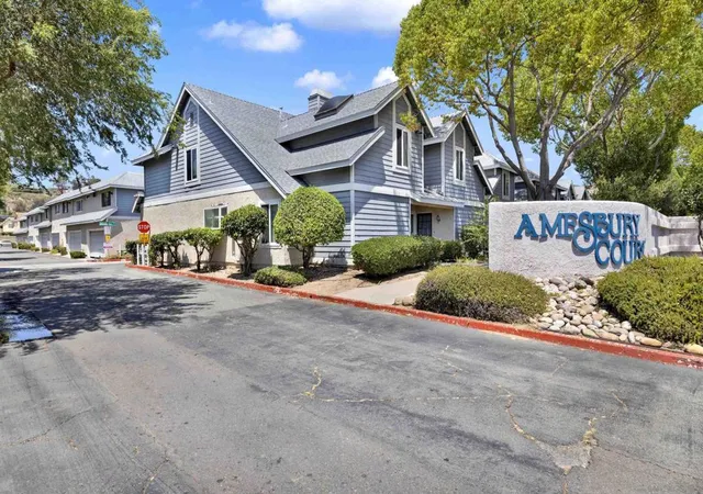 13815-johannesberg-4-poway-ca-92064/hzid_724ef32e