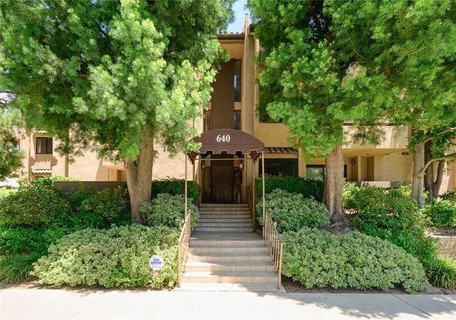 640-s-lake-203-pasadena-ca-91106/hzid_8de21ef0