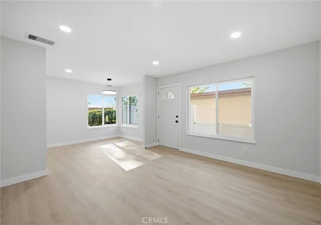 2351-sutter-way-242-fullerton-ca-92833/hzid_720f9835
