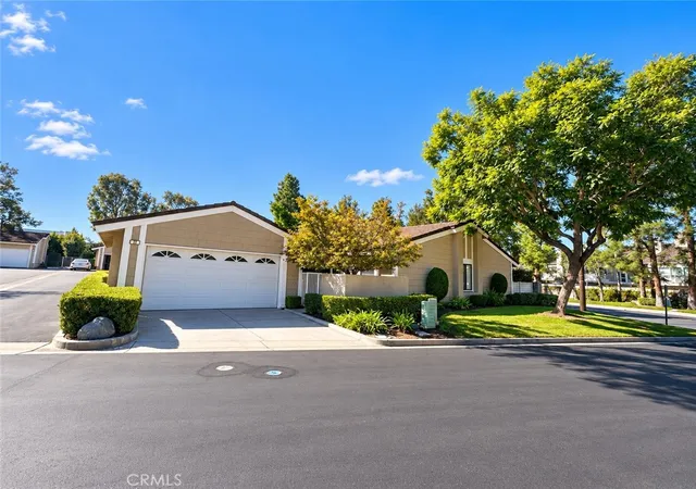 12-springwater-irvine-ca-92604/hzid_685162cb