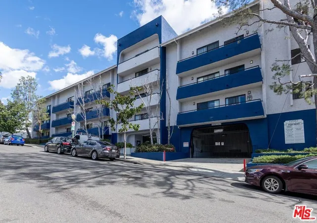 10982-roebling-ave-429-los-angeles-ca-90024/hzid_23b246b4