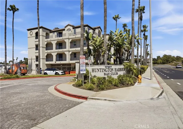 4167-warner-205-huntington-beach-ca-92649/hzid_d562df2b
