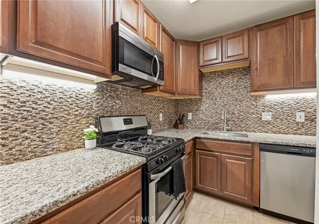 868-e-alvarado-44-fallbrook-ca-92028/hzid_ee029ec9