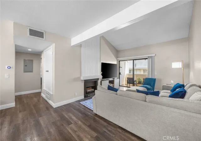 1042-e-la-habra-blvd-227-la-habra-ca-90631/hzid_df2f3b15