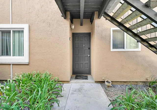 17195-w-bernardo-dr-101-san-diego-ca-92127/hzid_923f780e