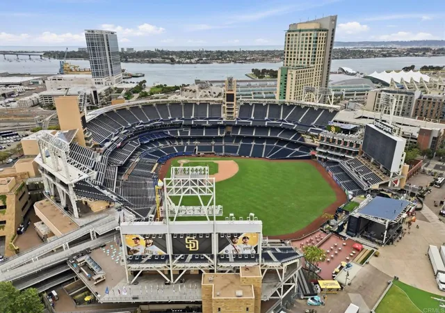 350-11th-avenue-621-san-diego-ca-92101/hzid_4d78b99c