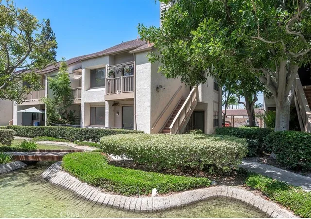 10530-lakeside-dr-n-g-garden-grove-ca-92840/hzid_085f864e