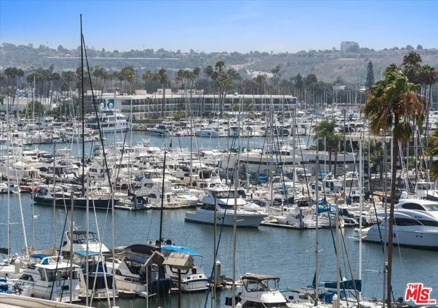 4314-marina-city-dr-326-marina-del-rey-ca-90292/hzid_ccc15118