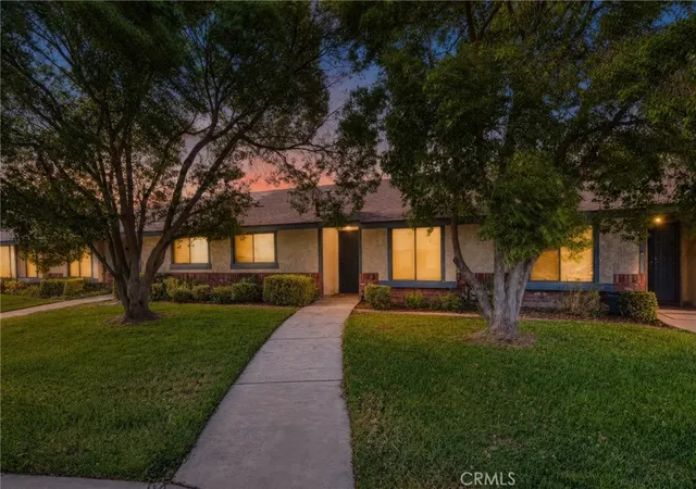 12760-perris-blvd-a2-moreno-valley-ca-92553/hzid_af5ac129