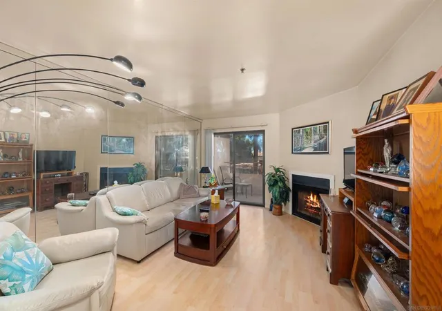5649-lake-park-102-la-mesa-ca-91942/hzid_576d68b9