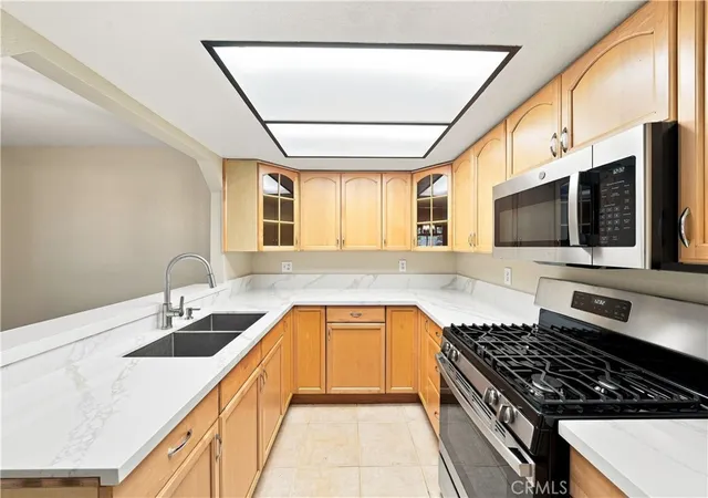 600-central-ave-305-riverside-ca-92507/hzid_64a977aa