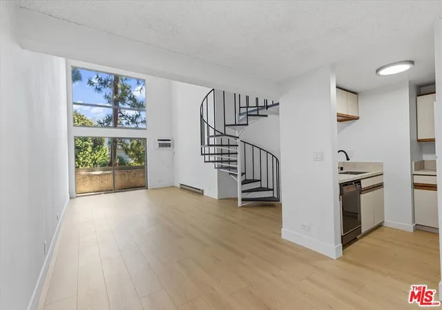 1440-veteran-ave-348-los-angeles-ca-90024/hzid_48057018