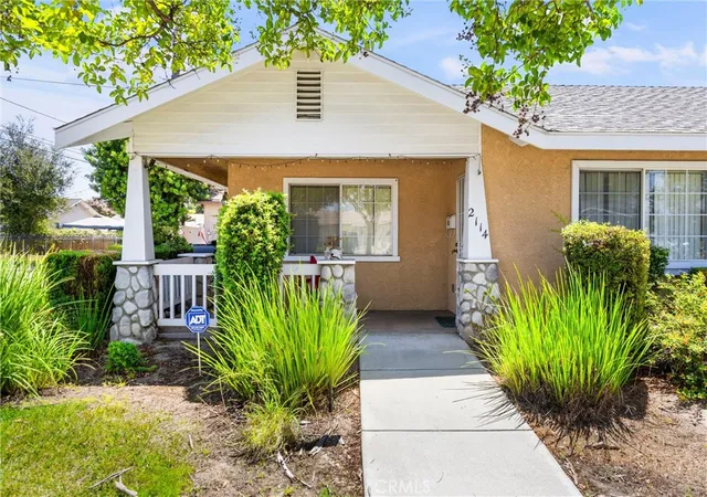 1813-1st-2114-a-st-la-verne-ca-91750/hzid_69c07960
