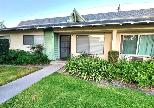 15712-pasadena-8-tustin-ca-92780/hzid_976b452d