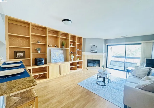 320-n-villa-way-walnut-creek-ca-94595/hzid_a36e8449