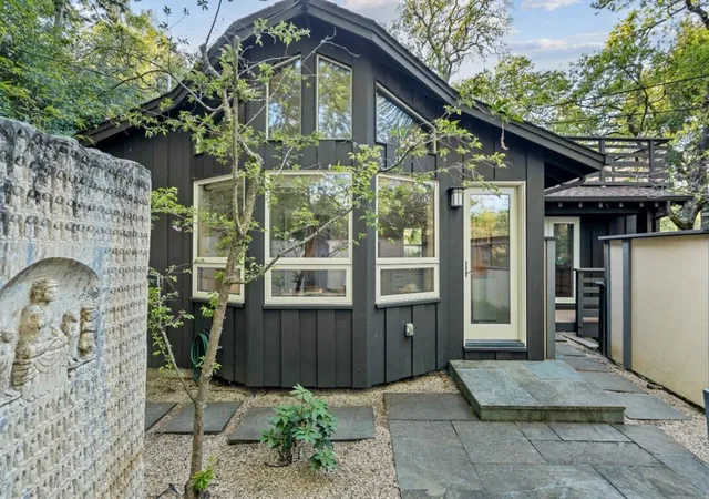 176-los-trancos-cir-portola-valley-ca-94028/hzid_7e4b5f91