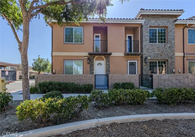 16408-valencia-ave-510-fontana-ca-92335/hzid_ad718fc5