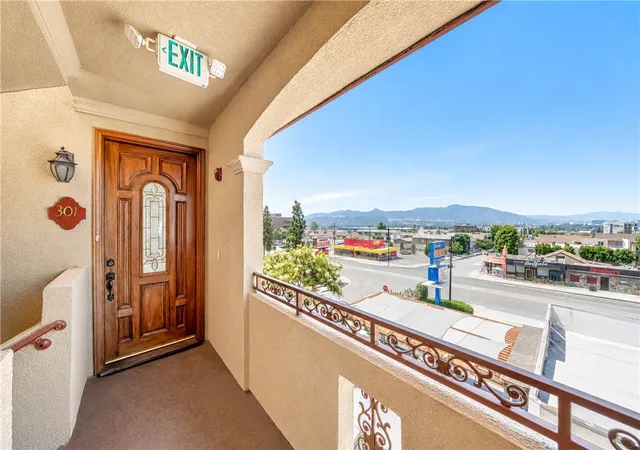 421-e-santa-anita-301-burbank-ca-91501/hzid_3aa878fa