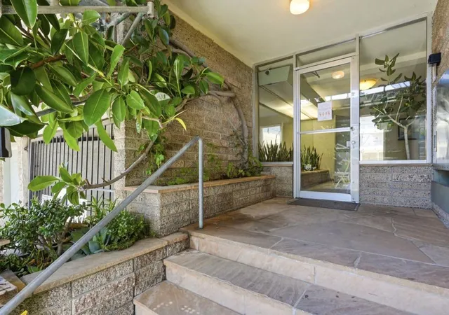 3877-howe-st-108-oakland-ca-94611/hzid_634cce3d