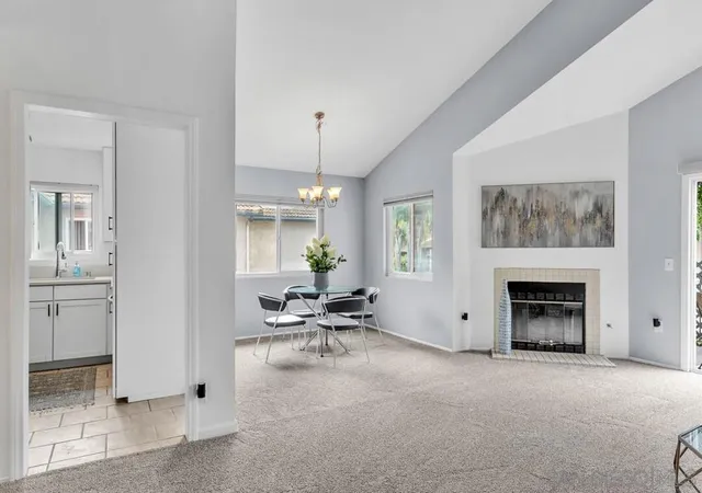 11235-avenida-de-los-lobos-c-san-diego-ca-92128/hzid_9bb736b0