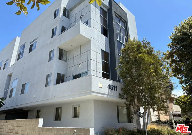 1511-16th-street-201-santa-monica-ca-90404/hzid_f9bdc6a3