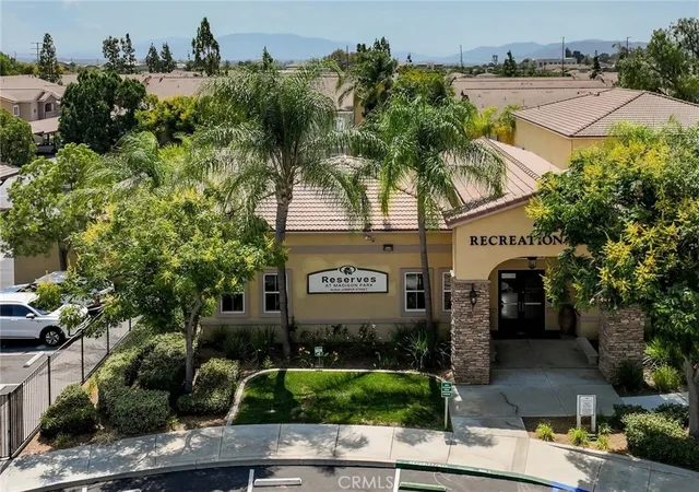 41410-juniper-st-6-14-murrieta-ca-92562/hzid_c83d5b8d