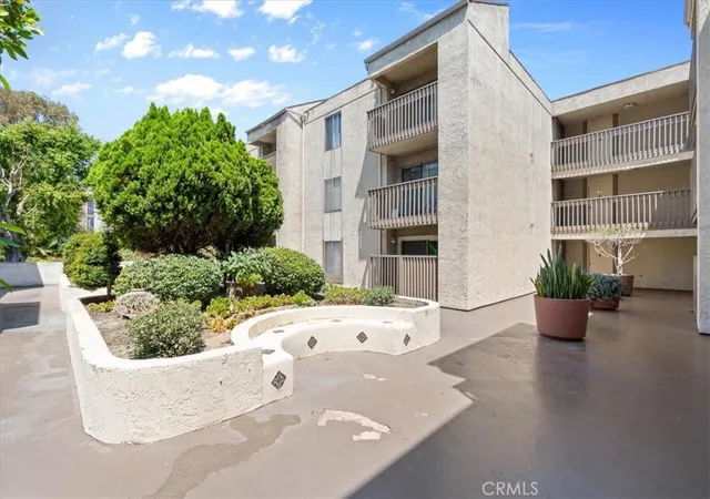 1610-neil-armstrong-st-313-montebello-ca-90640/hzid_0c38f425